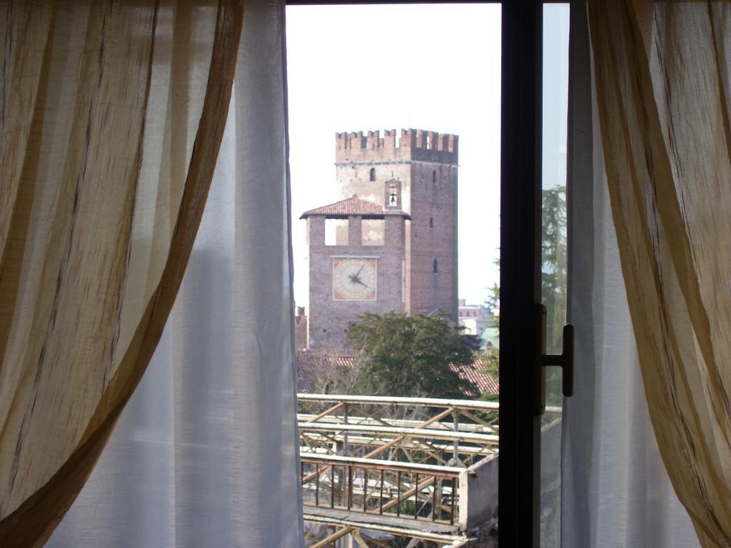 La Boheme Acomodação com café da manhã Verona Quarto foto